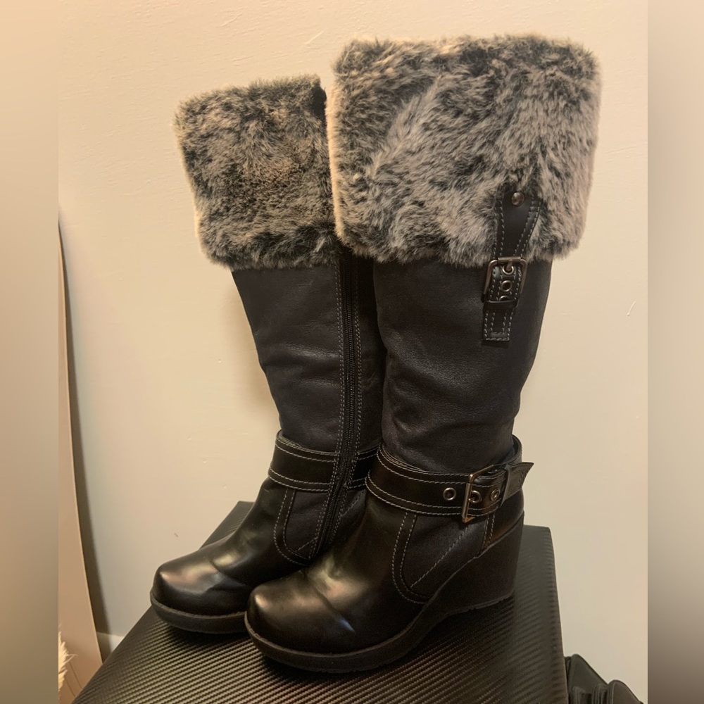 Amira Wedge Boots